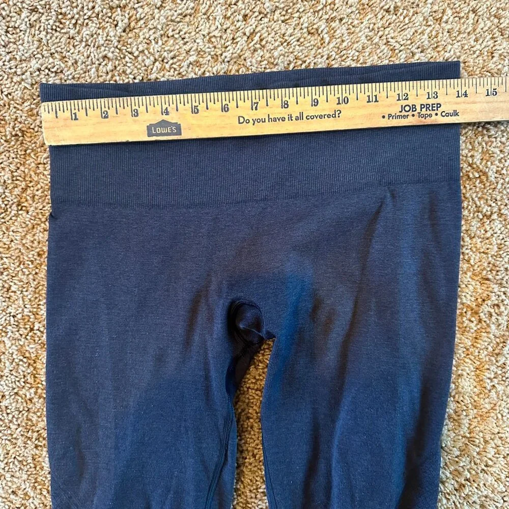 Lululemon In The Flow Crop II -Heathered Deep Navy-SIZE 6 - Picture 13 of 13